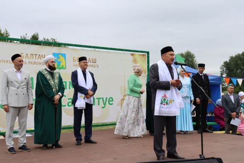Бөрбаш авылында Россиякүләм мөселман балалар Сабан туе узды