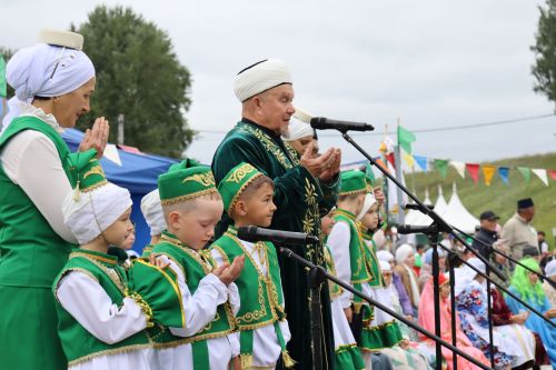 Бөрбаш авылында Россиякүләм мөселман балалар Сабан туе узды