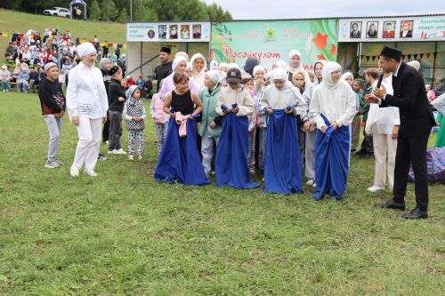 Бөрбаш авылында Россиякүләм мөселман балалар Сабан туе узды