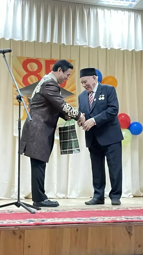 Рәфхәт Зариповка 85 яшь