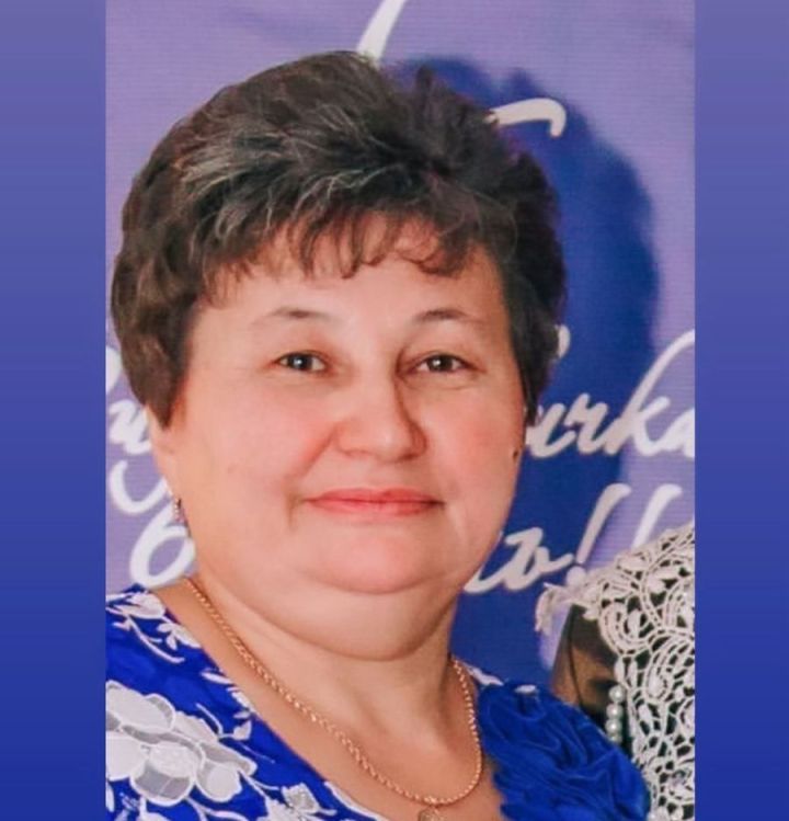 Бөрбаш авылында яшәүче кадерле әниебез ГӨЛНАРА ГАЙФЕТДИН кызы НОТФУЛЛИНАның 8 август көнне олуг юбилее.