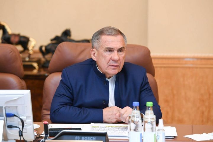 Миңнеханов торак-коммуналь хезмәтләр өчен түләүләр исәпләүнең дөреслеген тикшерергә кушты (видео)