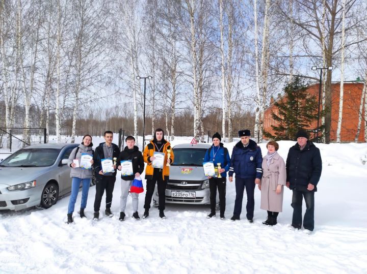 Тукта! Синең гомереңә куркыныч яный