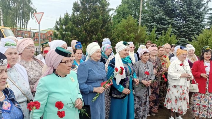 Чутай һөнәрчеләре «Ак калфак»лыларны ниләр белән сокландырды? (фото, видео)