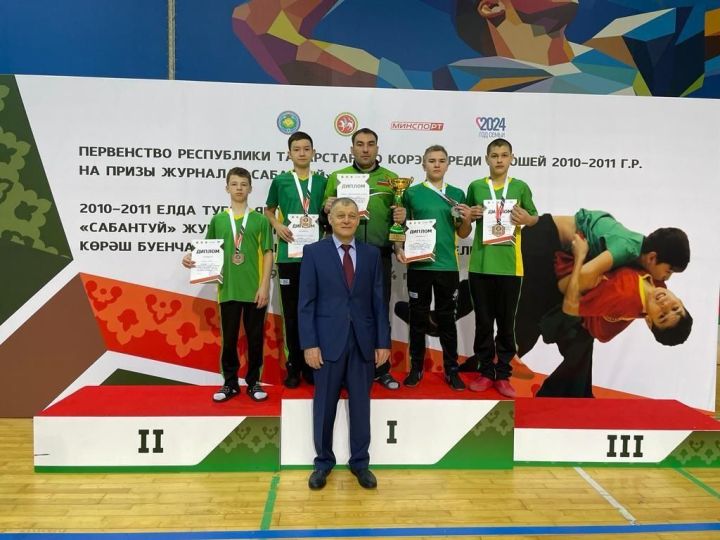 Балтач егетләре «Сабантуй» журналы призына көрәш буенча Татарстан беренчелегендә катнашты (фото)
