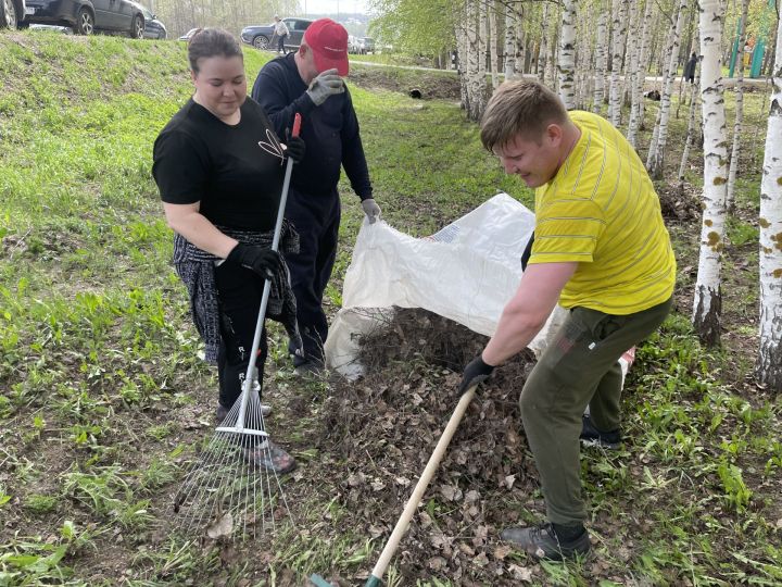 Безгә ярдәмгә Наташа белән Александр килде