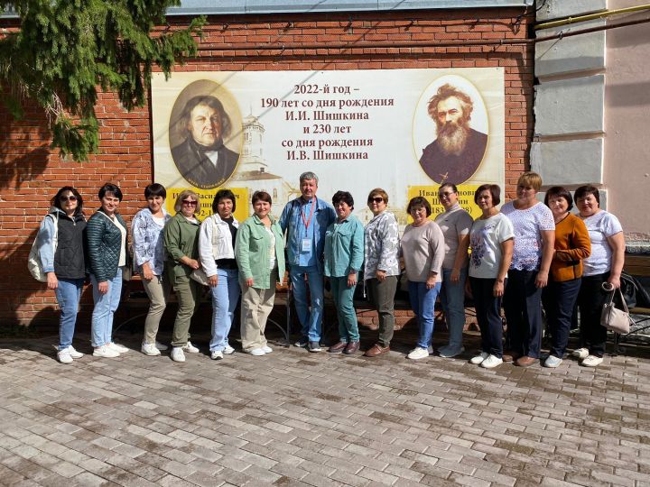 Балтачта татар теле һәм әдәбияты укытучылары киңәшмәгә җыелды (фото)