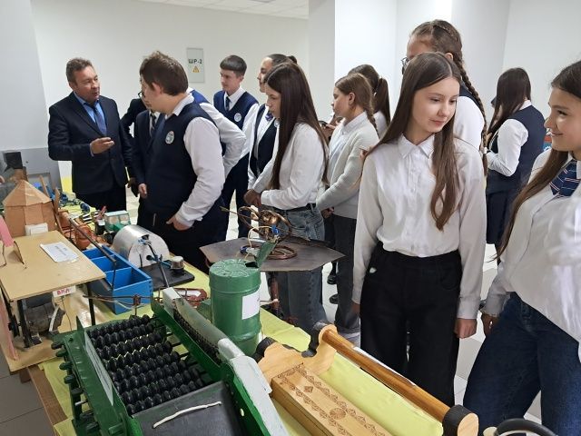 Балтач гимназиясе укучылары Арча аграр-сәнәгать һөнәр көллиятенең икенче филиалында кунакта булган