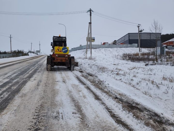 Балтачта 30дан артык техника юлларны чистартырга чыкты