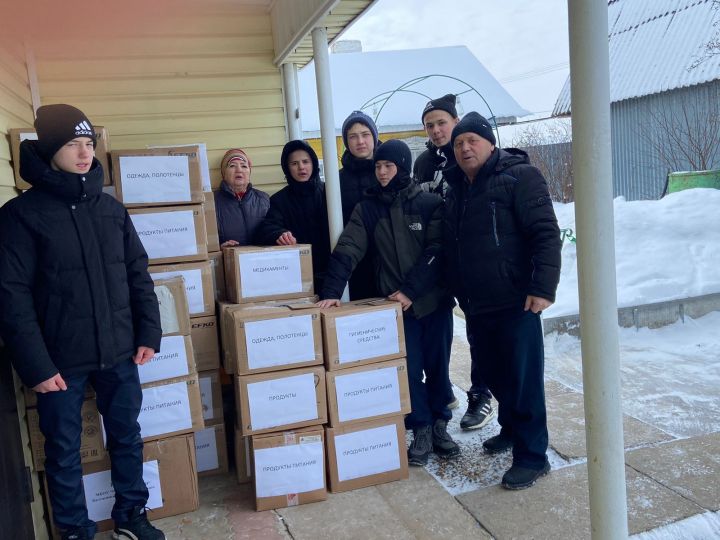 Елена Вәлиева:  «Ярдәм итүегез алдында баш иябез!»