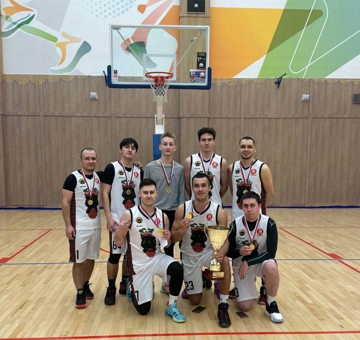 Безнекеләр беренчелекне яулады