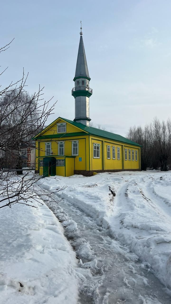 Фәйрүзә Зәкиева: «Авылыма нур өстәүче мәчетем!»