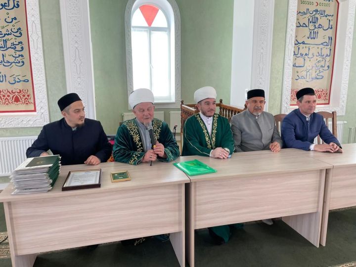 Балтач мәдрәсәсендә чыгарылыш кичәсе үтте