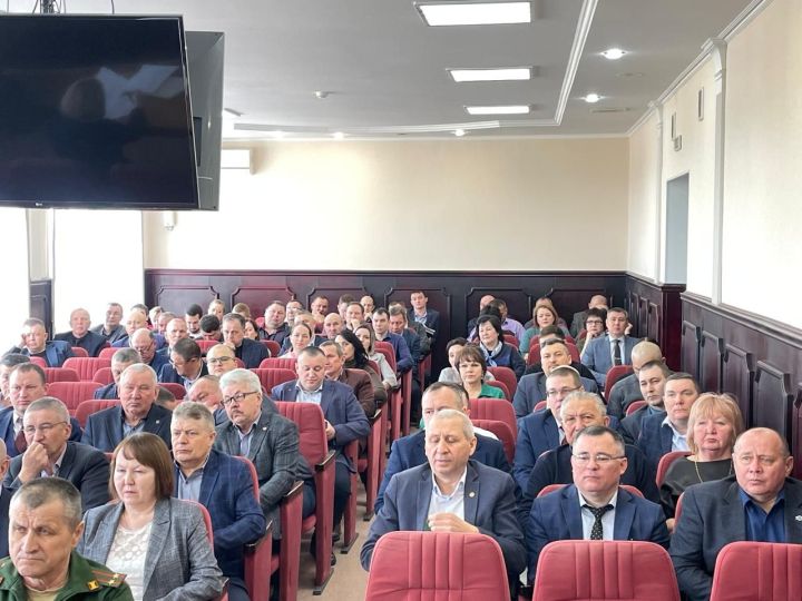 Балтачта атналык җыелышта ниләр хакында сөйләштеләр?