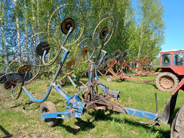 Район хуҗалыклары терлек азыгы хәзерләүгә әзер