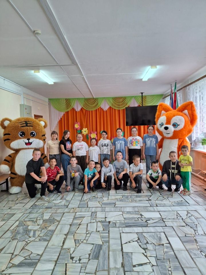 Куныр мәктәбендә балалар өчен зур бәйрәм ясаганнар