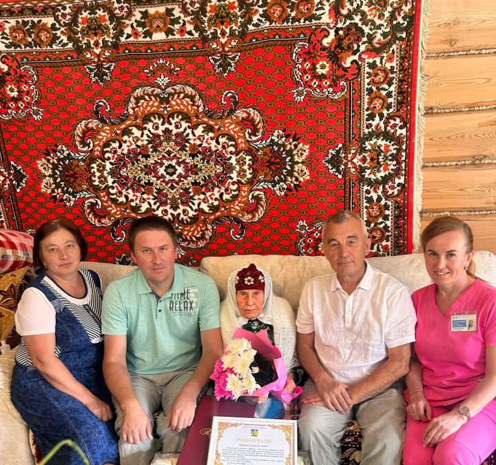 Гөлчирә Ситдыйковага 90 яшь тулды