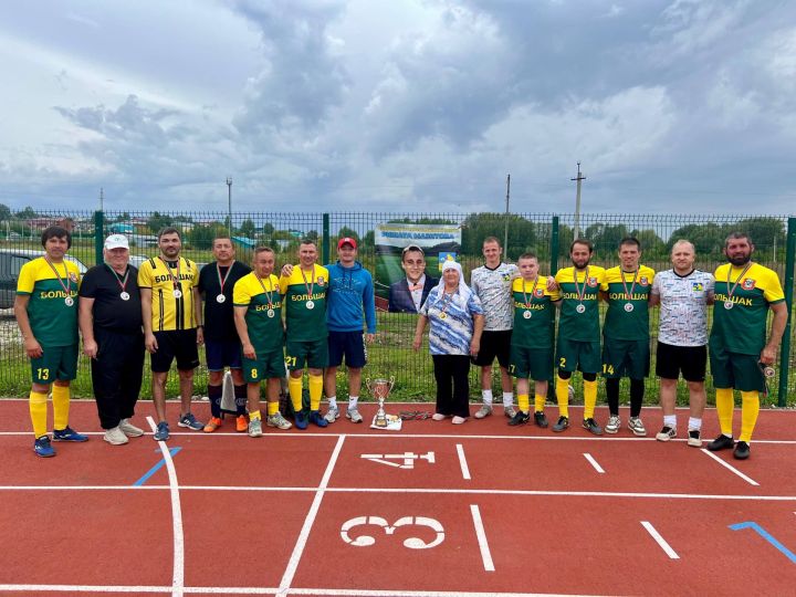 Балтачта Мәҗитов Ришат истәлегенә багышланган футбол ярышы узды