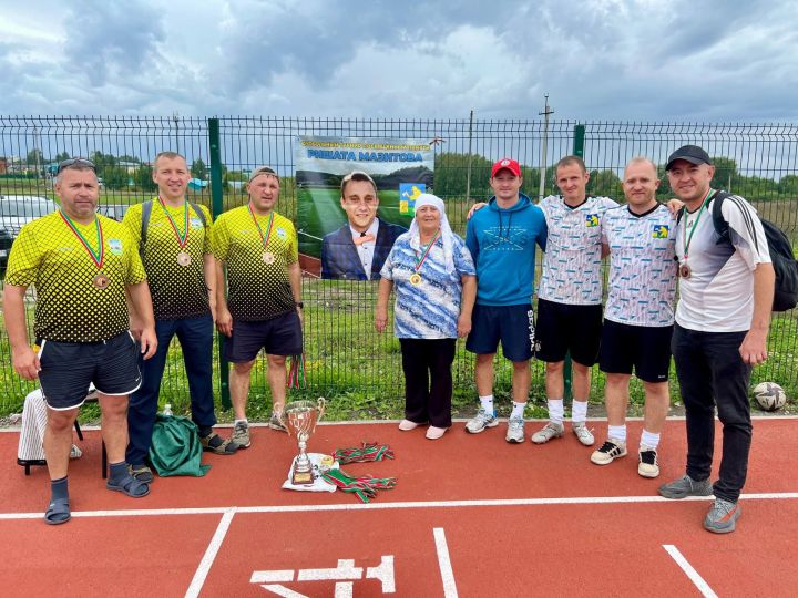 Балтачта Мәҗитов Ришат истәлегенә багышланган футбол ярышы узды