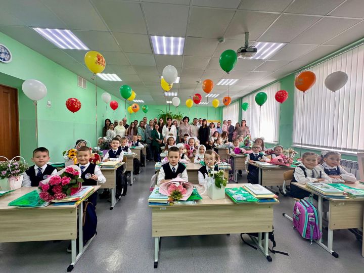 Балтач гимназиясендә 30нчы тапкыр беренче кыңгырау чыңлады