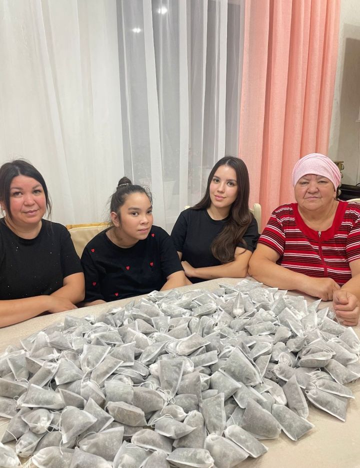 Балтачның «Фикердәш» клубы егетләргә гуманитар ярдәм туплауны дәвам итә