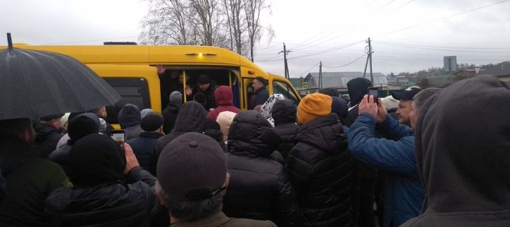 Мобилизация чорында контракт төзүне чикли торган авырулар исемлеген арттырдылар
