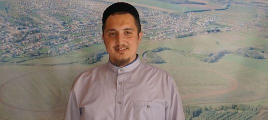 Имамлык йөкләгән кеше җомгада хотбәне урыс хәрефләре белән язылганнан укыса, бу җомга кабул буламы