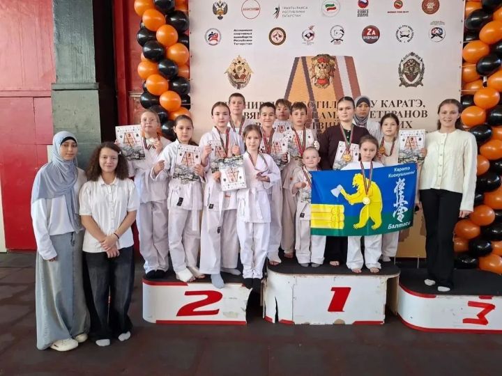 Балтачлылар  төрле стильле каратэ буенча Казан шәһәренең Чемпионаты һәм беренчелегендә катнашты