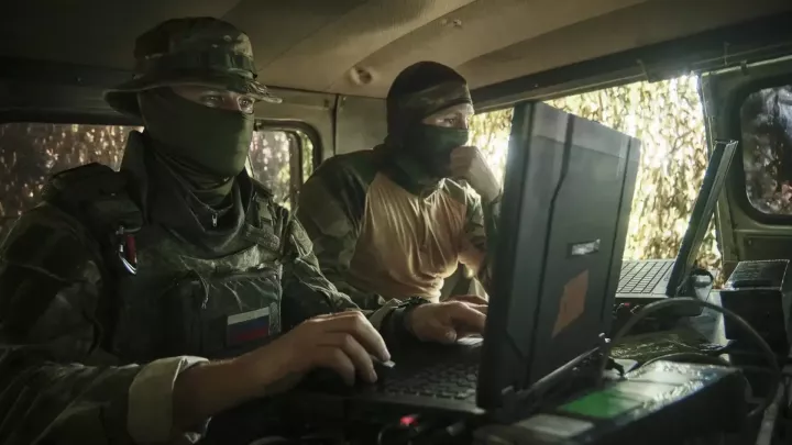 О службе по контракту в Войсках беспилотных систем Татвоенкомат рассказал студентам КГАСУ