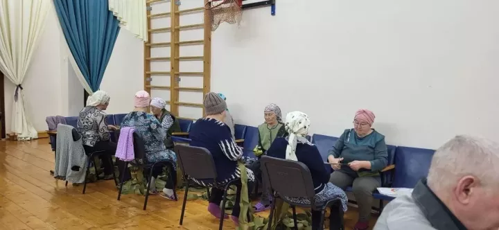 Чапшарлылар кабат сетка үргән, чәйләр тутырган