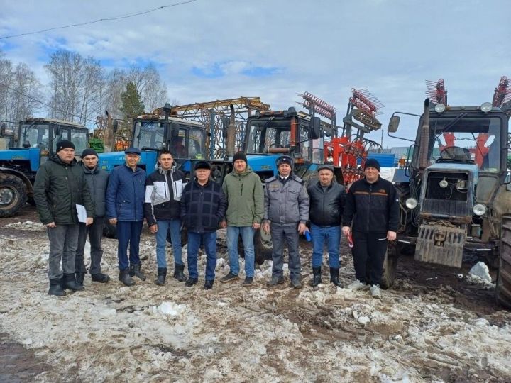 Районда техникаларның язгы кыр эшләренә әзерлеге тикшерелә