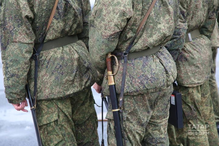 Кемне армиягә алалар, кемгә отсрочка бирелә?