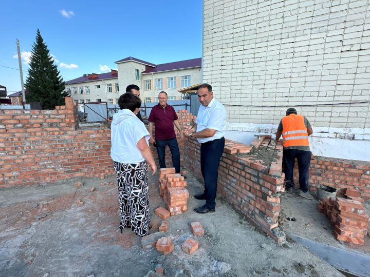 Районыбыз үсеш юлында: төзелешләр туктап тормый