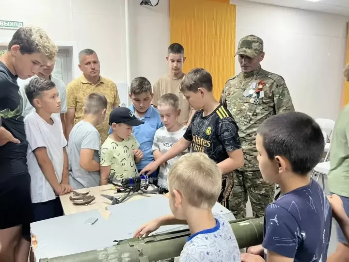 «Романтик»та сугышчан хәрәкәтләр ветераныбелән очрашу узды