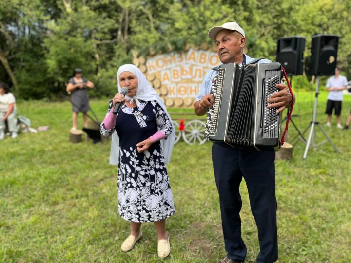 Комзаводта Авыл көне ел да матур уза