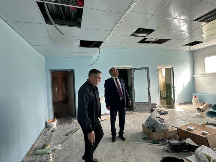 Рамил Нотфуллин төзелеш барышы белән танышты
