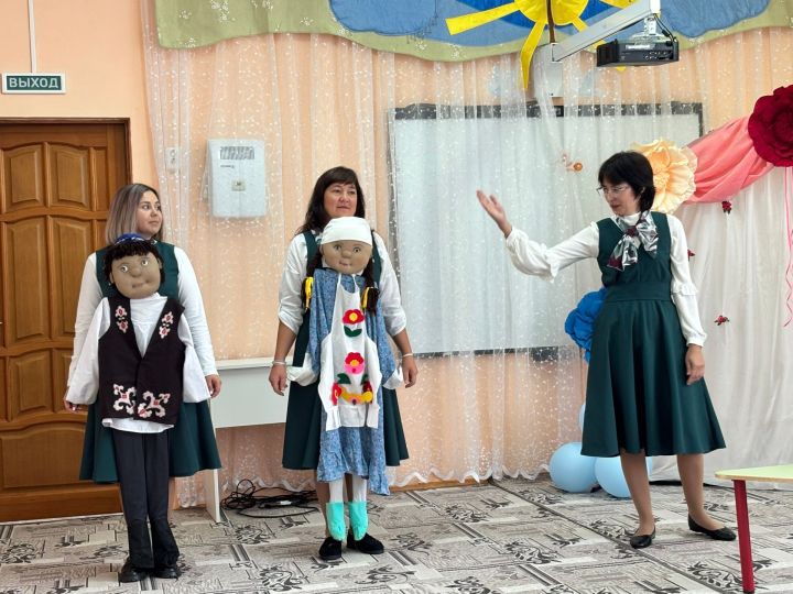 Нәтиҗәләр ясалды, бурычлар билгеләнде: Кариле бакчасында педагоглар очрашуы