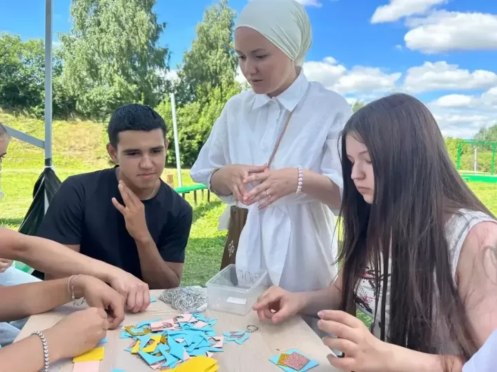 Балтач яшьләре уникаль брелоклар ясыйлар